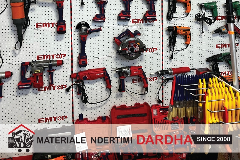 Vegla pune profesionale te rruga Siri Kodra, Materiale ndertimi prane me...